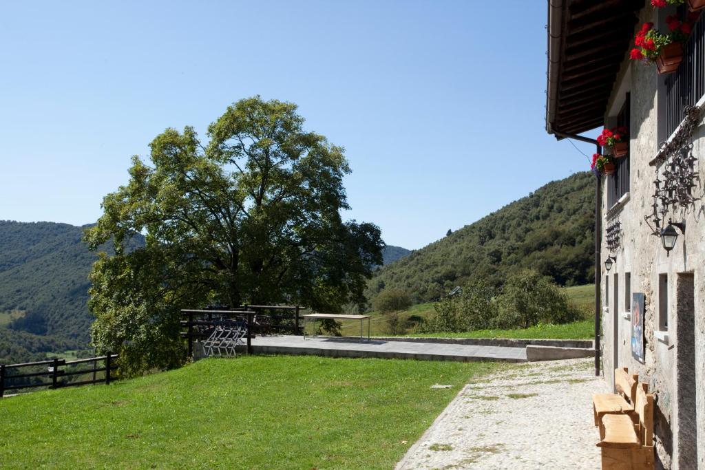 Rifugio Alpetto Di Torno Hostel Sormano Buitenkant foto